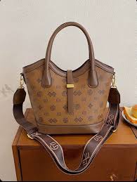 👜✨ Bolsa Feminina Crokin Monograma Luxo – Alça Estampada e Estrutura Elegante